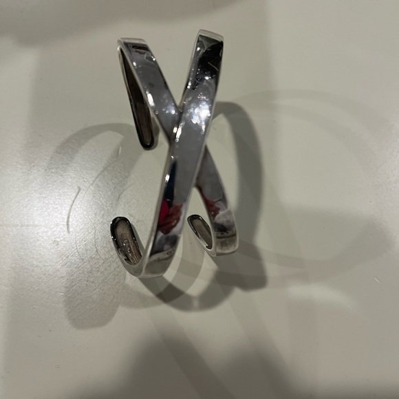 Tiffany &Co. Paloma’s Graffiti X Cuff - Picture 5 of 7